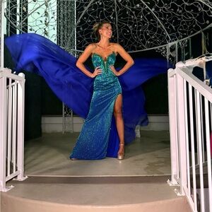 Ashley Lauren fully liquid beaded gown